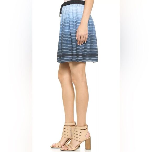 Vince Women's Size Large Silk French Blue White Ombré Skirt with Pockets - Picture 1 of 13